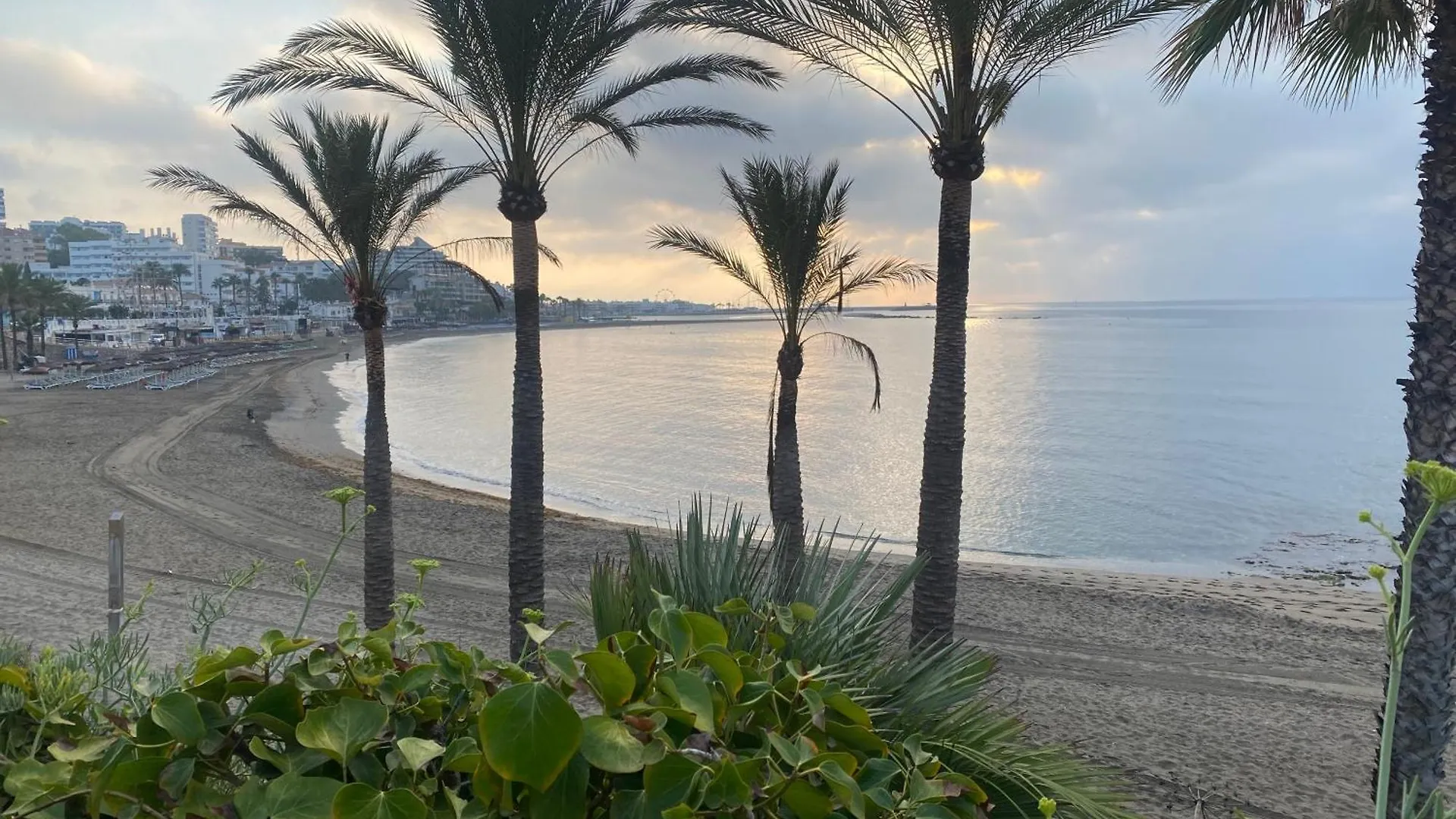 Apartment Estudio Con Vistas Mar Junto A Puerto Marina Benalmadena Spain